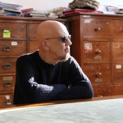 Enrico Ruggeri: "La rivoluzione è un album che mi mette a nudo più di tante parole"